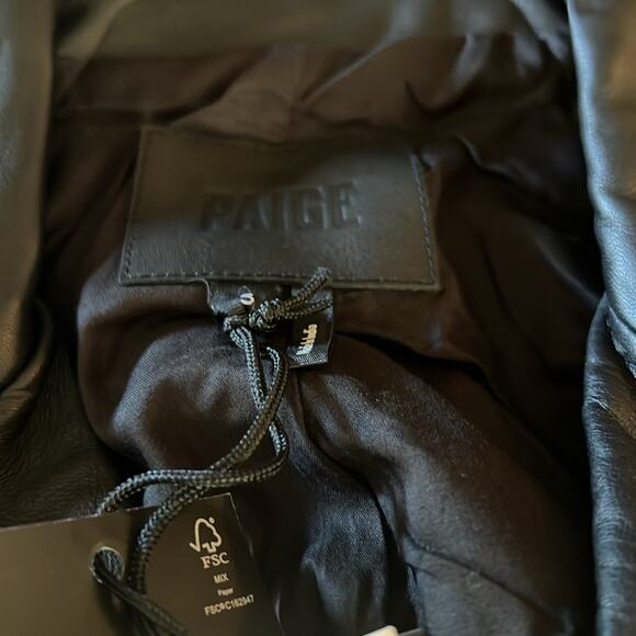 Paige Demetra Cropped Leather Moto Jacket NEW Size Small Black - Picture 15 of 16